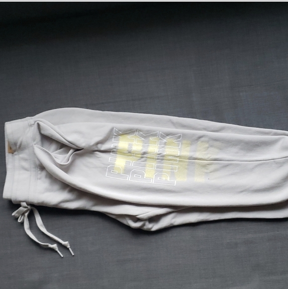 VS PINK - NWT Skinny Joggers - Picture 2 of 3